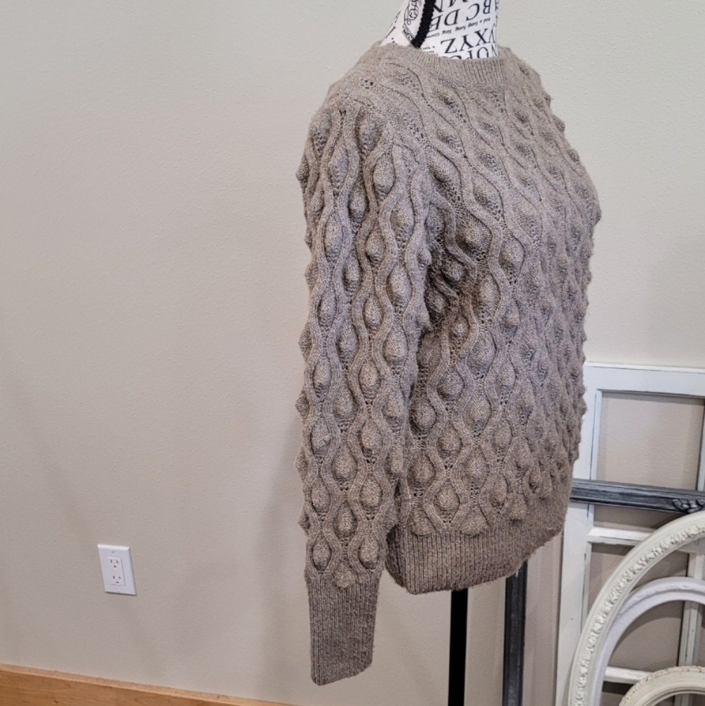 Sweet Romeo Womens SZ Sm. Bobble Knit textured Taupe‎ crew neck sweater soft - Picture 3 of 11